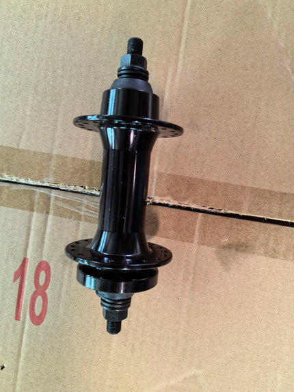 YVY Front axle and screws set